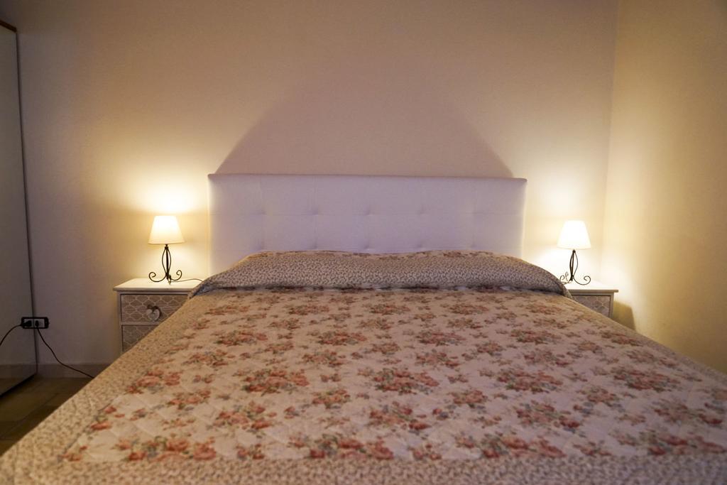 Taormina Villa Ibiscus Alcantara Gaggi Bagian luar foto